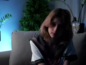 girl
        taitehambelton cam image #4108752