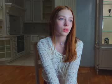 girl
        shirleywhitney cam image #2349681