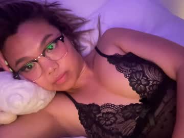 girl
        mississa123 cam image #3017111