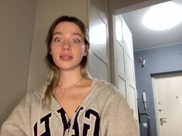 girl
        angel_from_sky cam image #644665