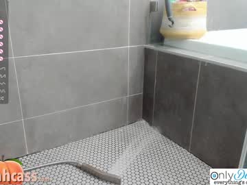 couple
        delilahcass cam image #1546670