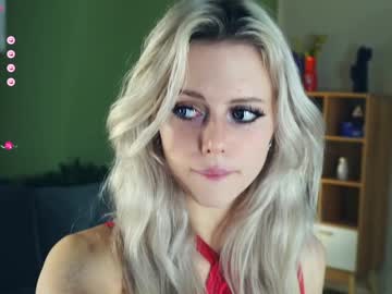 girl
        audreycarvin cam image #4010923