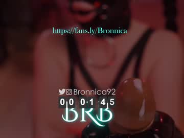 girl
        bronnica cam image #1554261