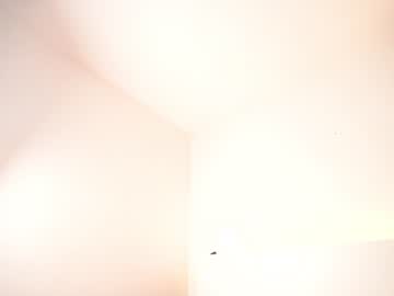 girl
        reei__ cam image #2666857