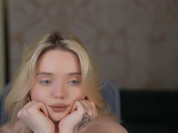girl
        anabel054 cam image #4151312