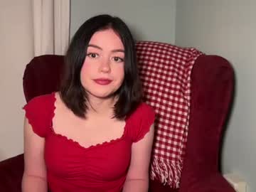 girl
        littlesugarpea cam image #4494875