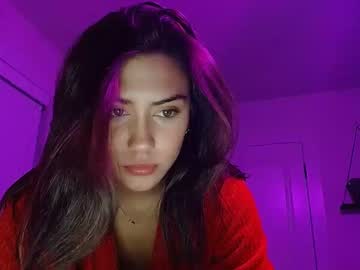 couple
        miasantiago cam image #1575227