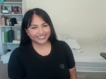 girl
        iamplutonianlust cam image #903404
