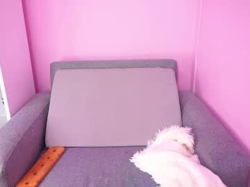girl
        little_effy18_ cam image #4413197