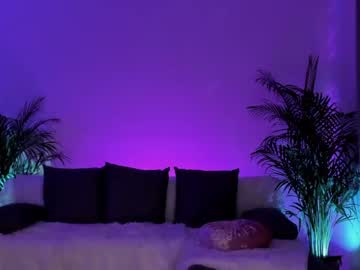 girl
        jessiccaburns cam image #2144255