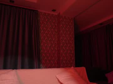 girl
        sophia_lean cam image #4159643
