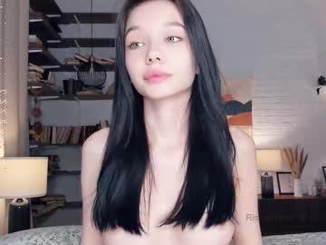 girl
        riskyproject cam image #4118187