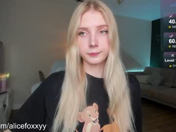 girl
        oh_honey_ cam image #2042581