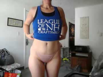 girl
        sixfootsiren cam image #3201165