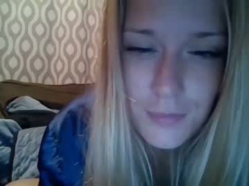 girl
        brittx00x cam image #1461109