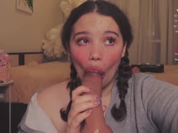girl
        chery_lady22 cam image #1892583