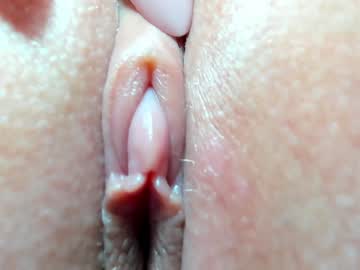 girl
        _witch__ cam image #738979
