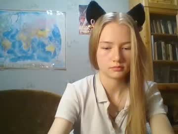 girl
        isobelkitty cam image #319585