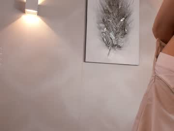 girl
        stacy_lees cam image #2289284