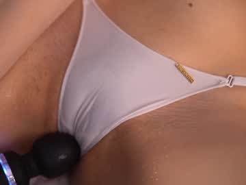 girl
        wendy_amber cam image #2678415