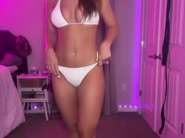 girl
        brielledaviss cam image #4514362