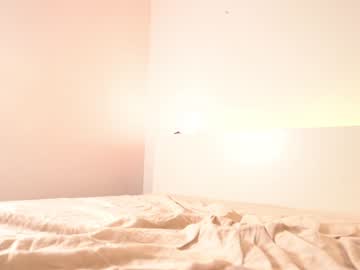 girl
        reei__ cam image #2188305