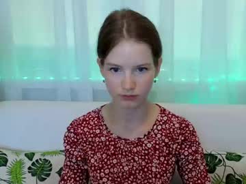 girl
        vikkroriaa cam image #3017067