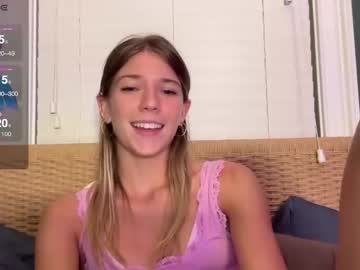 girl
        oliviahansleyy cam image #3117711