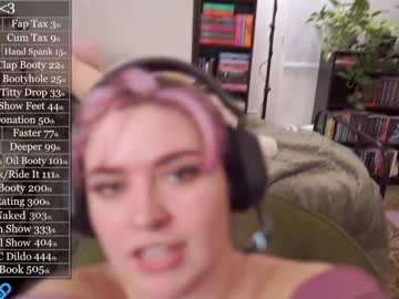 girl
        evelynpiers cam image #3038227