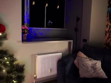 girl
        merciabawden cam image #3832427