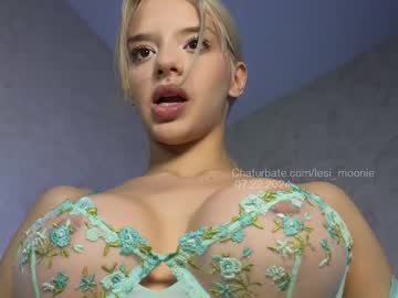 girl
        lesi_moonie cam image #3098992