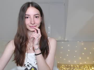 girl
        _shy_cutie cam image #1318951