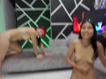 couple
        universal_sexx cam image #2580951