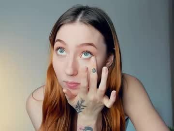 girl
        quennaedger cam image #3735165