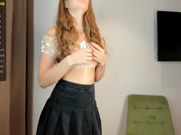 girl
        carolynsveronica cam image #1505479
