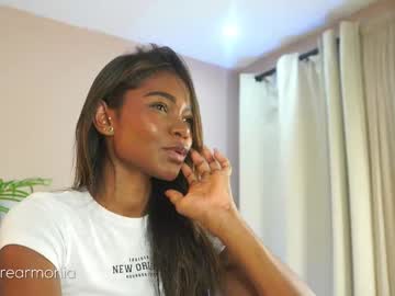 girl
        astrea_1 cam image #4135306