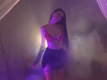 girl
        sophia_lean cam image #1109768