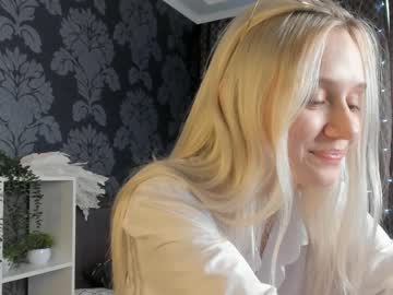 girl
        faithmark cam image #1724766