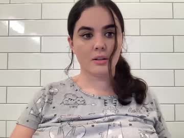 girl
        gia_is_horny cam image #292701