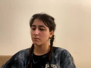 girl
        raiyvyn cam image #3006495