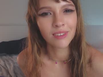 girl
        _demi_dee_ cam image #3993274