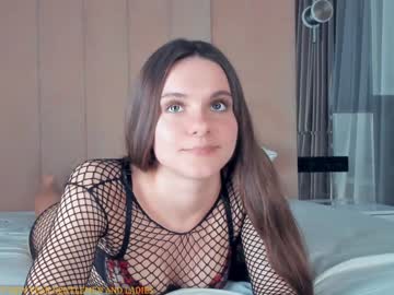 girl
        lorettadunnell cam image #3808596