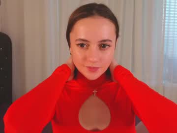 girl
        angelina_new cam image #2322939