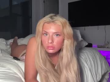 girl Webcam Girls Sex Thressome And Foursome with sarbbyxo
