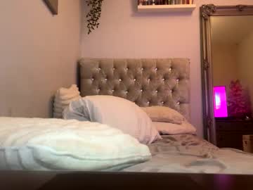girl
        itsmelolax cam image #3699187