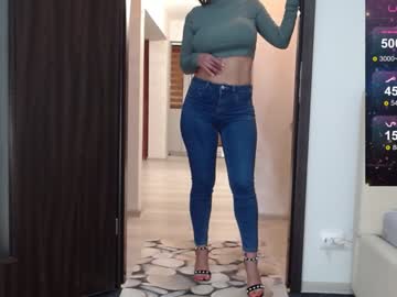 girl
        carmela_fox cam image #3075109
