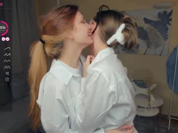 couple
        _hollydolly_ cam image #2022423