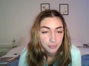 girl
        alexusxsky cam image #1240533
