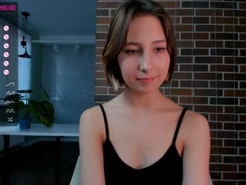 girl
        karengordons cam image #810917
