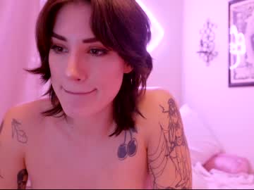 girl
        aynmarie cam image #128491